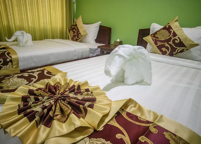 Golden Gum-Kino Hotel Mandalay